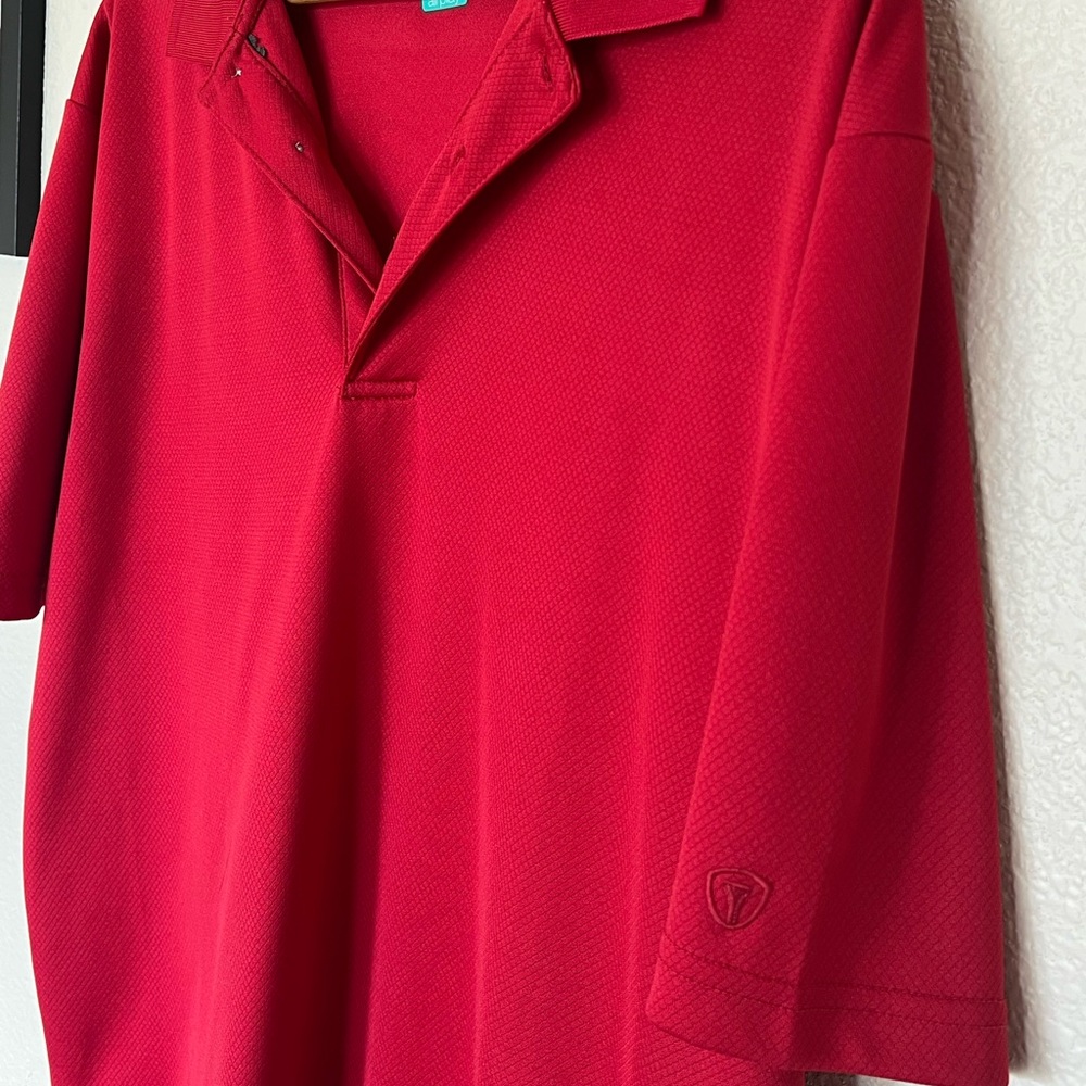 Pro Tour | Red Textured Airplay Polo - Picture 4 of 8